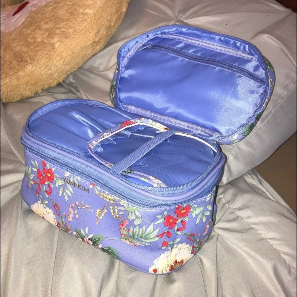 Yumikim Makeup bag